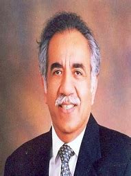 Sadruddin Hashwani - Biography, Education, Family and Business