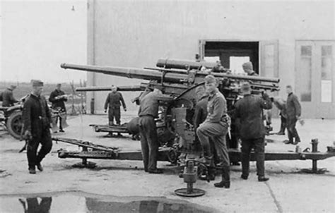 German Flak 18 - 88 mm anti aircraft artillery | World War Photos