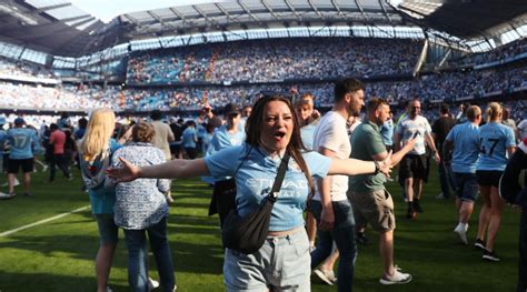 Man City Champion Lenvahissement De Terrain Vid O