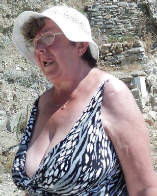 Candid Cleavage Porn Pictures XXX Photos Sex Images 1666116 PICTOA