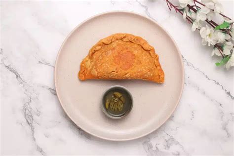 Best Ilocos Empanada Recipe: How To Make Filipino Batac Empanadas