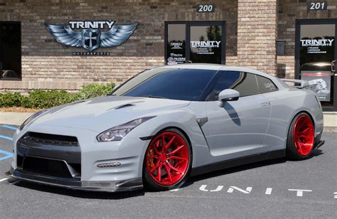 Nissan GT-R custom red 20-in wheels, Michelin tires and coilovers ...