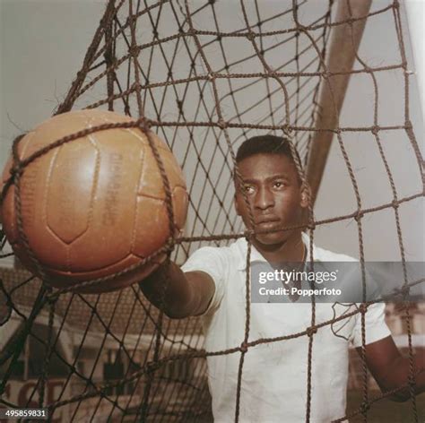 238 Pele Fc Santos Stock Photos, High-Res Pictures, and Images - Getty ...