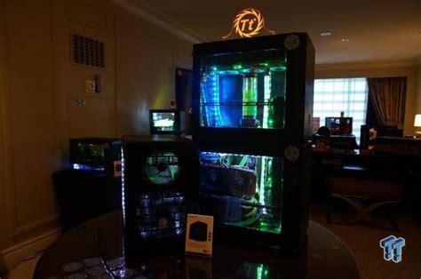 We take a look at Thermaltake's range of cases at CES 2015