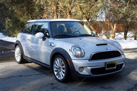 FS:: 2011 Mini Cooper S - White-Silver - North American Motoring