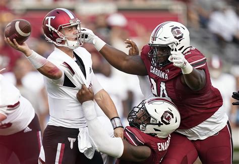 South Carolina holds on to edge Troy 23-14 | AP News