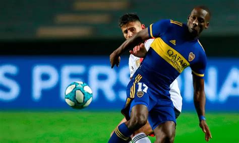 Luis Advíncula se pronunció tras debutar con Boca Juniors con