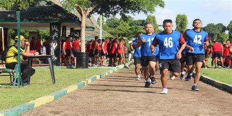 Kodim Blitar Gelar Tes Garjas Untuk Cek Kemampuan Fisik Prajurit