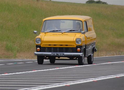 Im Rückspiegel 50 Jahre Ford Transit 1 Auto Medienportal