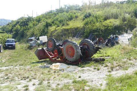 Trezzolano Il Trattore Si Ribalta Morto Un Uomo Daily Verona Network