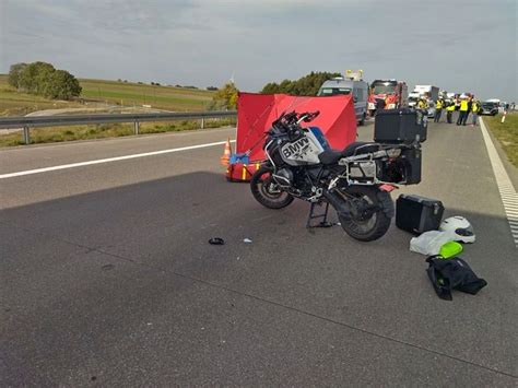 Motocyklista zginął po zderzeniu z ciężarówką Tragiczny wypadek na A1