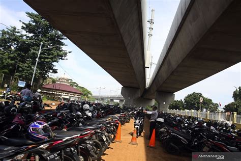 Lahan Parkir Di Sekitar Stasiun Mrt Antara News