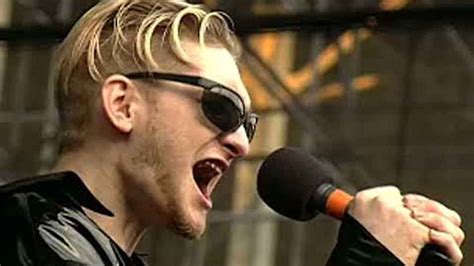 Watch Previously Unseen Footage Of One Of Layne Staleys Last Ever