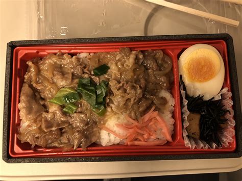 やまゆり牛しぐれ煮弁当 お友達のメメちゃんのブログ