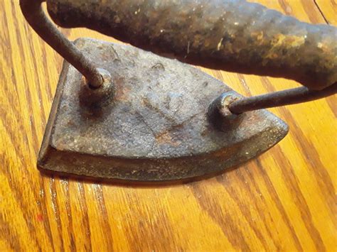 Antique Sad Iron / 7 Sad Iron - Etsy