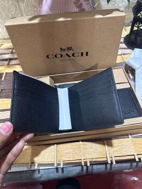 COACH 3IN1SHODOW GIFT BOX – USA With Love