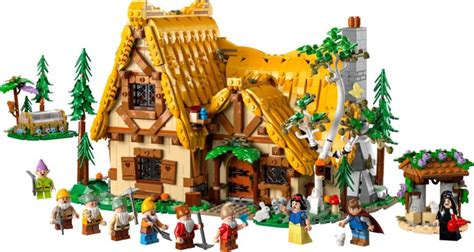 LEGO 43242 Snow White and the Seven Dwarfs' Cottage | Brickset