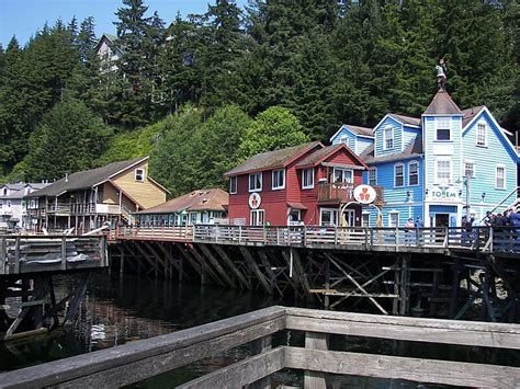 Creek Street in Ketchikan, USA | Sygic Travel