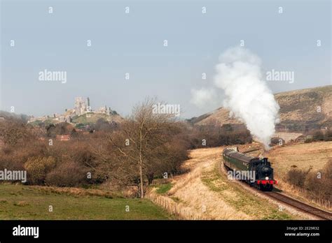 Corfe Dorset Uk March 20 2009 Steam Train On The Swanage Railway