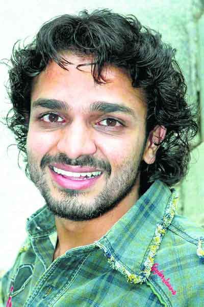 Vijay Raghavendra: Movies, Photos, Videos, News & Biography | eTimes