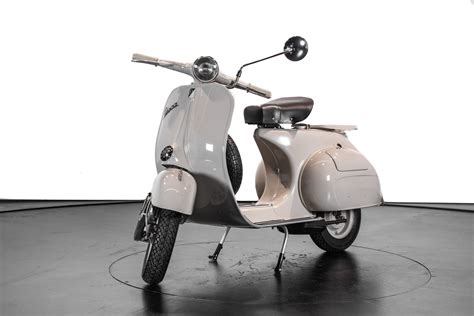 1958 Piaggio Vespa Vna1t Piaggio Vespa Ruote Da Sogno