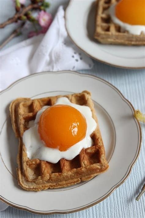 Rezept für leckere Waffeln zu Ostern Spiegelei Waffeln für den Brunch