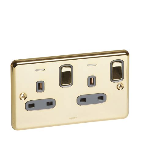 Synergy Authentic 2 Gang 13a Double Pole Switched Socket Outlet With Led Power Indicators Gold