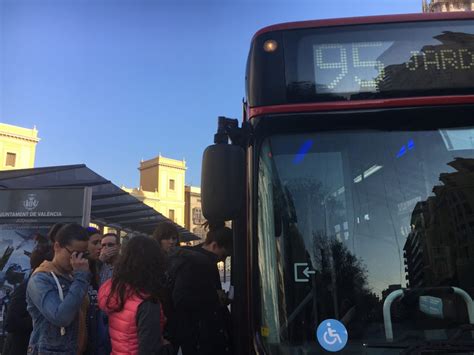 Emt Transporta A Millones De Viajeros M S Que En E Ingresa