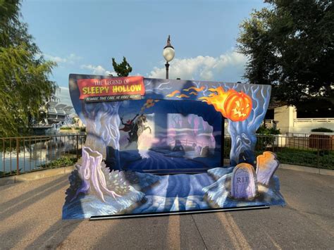 'Sleepy Hollow' Photo Op Arrives at Magic Kingdom Ahead of Mickey’s Not ...