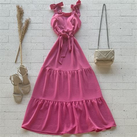 VESTIDO LONGUETE ALÇA LACINHO E AMARRAÇÃO LUXO PINK Dondoca Moda