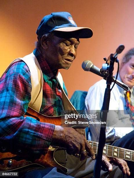 Harmonica Frank Photos and Premium High Res Pictures - Getty Images