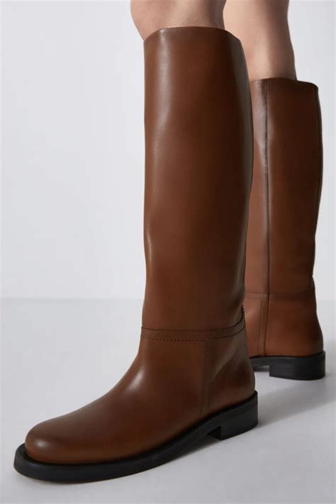 Catálogo ZARA BOTAS Otoño Invierno 2022 2023 Jabones Siracusa