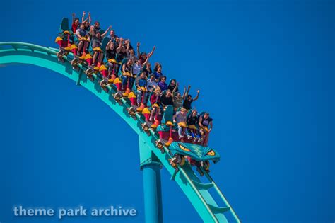 Leviathan at Canada's Wonderland | Theme Park Archive