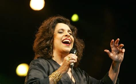 Filho De Gal Costa Pede Exuma O Do Corpo Da Cantora Nexo Jornal