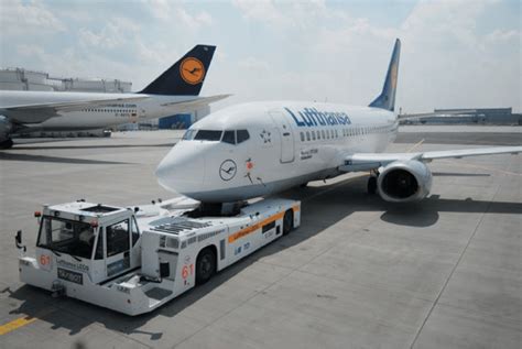 Taxibot during taxiing operation at Frankfurt airport (courtesy of ...