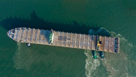 Premium Photo Aerial View Of Commercial Dock In Sea