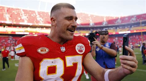 Tout Ce Que Vous Devez Savoir Sur Travis Kelce Le Nouvel Homme De