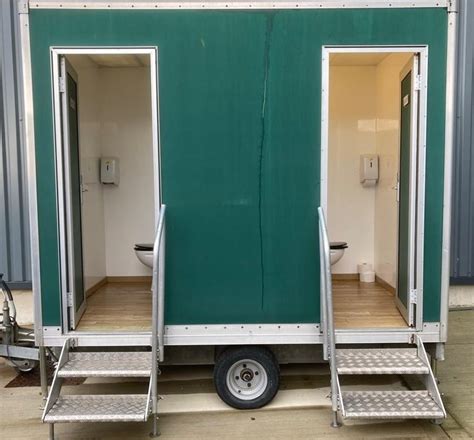 1 1 Luxury Toilet Trailer Portable Toilet Hire 5 Star Loos