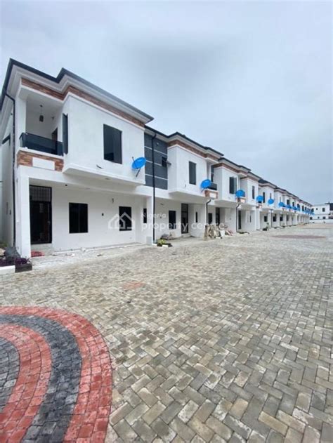 For Sale Lovely 3 Bedroom Terrace Duplex Here In Extension Vgc