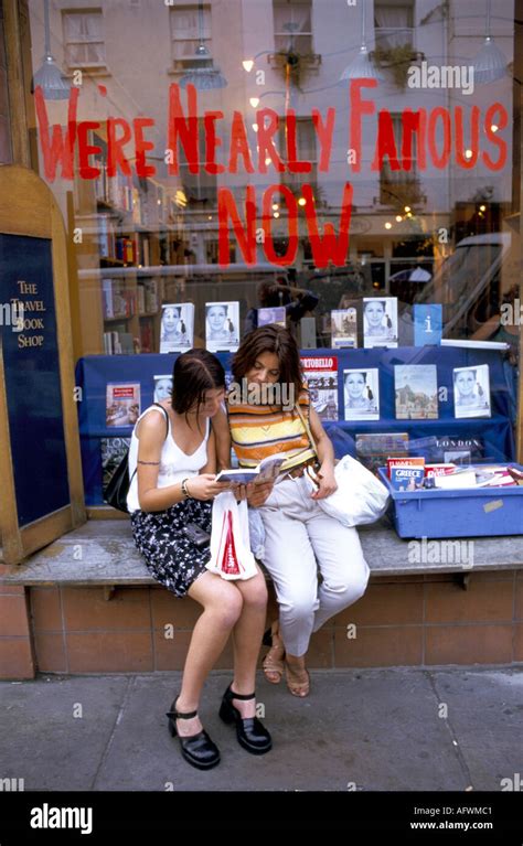 Book Shop Exterior Hi Res Stock Photography And Images Alamy