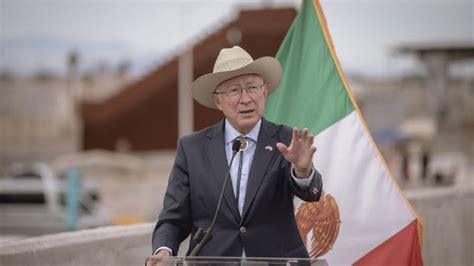 Ken Salazar Destaca Compromiso De México Y Eu Para Frenar Tráfico De Armas Mvs Noticias