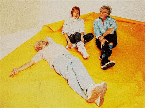 Blonde Redhead Sit Down For Dinner Album Review