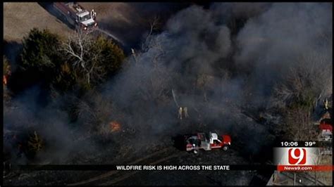 Grass Fire Prompts Evacuation At Sw Okc Mobile Home Park