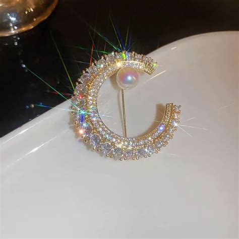 Moon Brooches Korean Fashion Imitation Pearl Brooch For Women Men Party