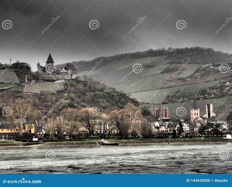 Flusskreuzfahrt Auf Dem Rhein Stockfoto Bild Von Rhein Kirche 144435008