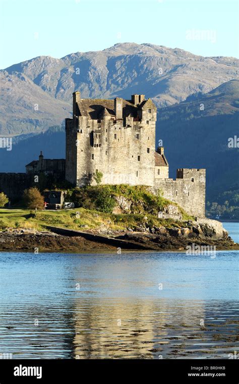 Eilean Donan Castle, Loch Duich, Western Highlands, Scotland Stock ...