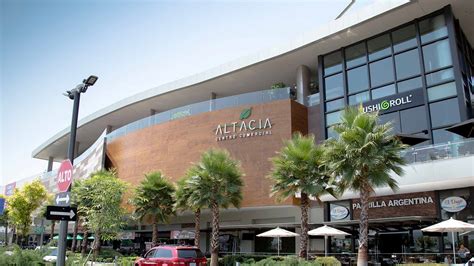 Altacia El Centro Comercial De Referencia En Le N Guanajuato