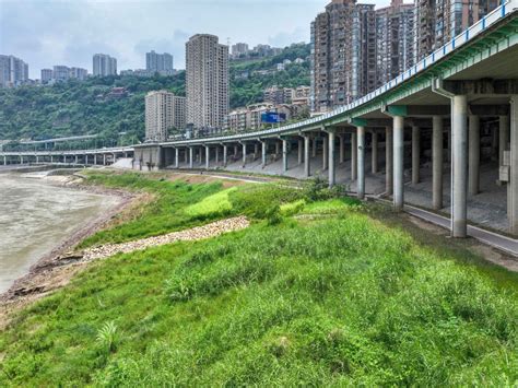 图片新闻“两江四岸”又添步道 沙滨路滴水岩至磁器口段将于本月底投用 重庆日报网