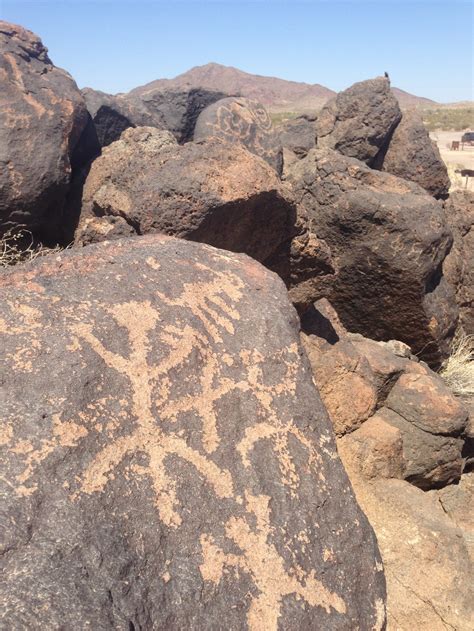 Painted Rock Petroglyphs Arizona — The Last Adventurer