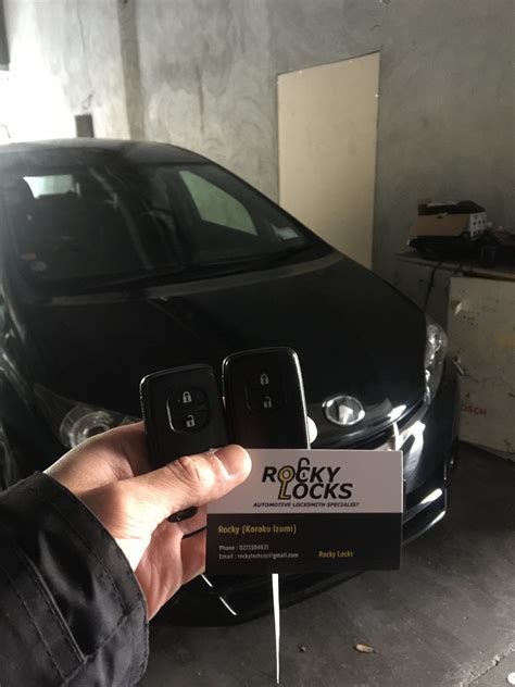 MAKING A REMOTE KEY FOR 2011 TOYOTA WISH ZGE20 Rockylocks